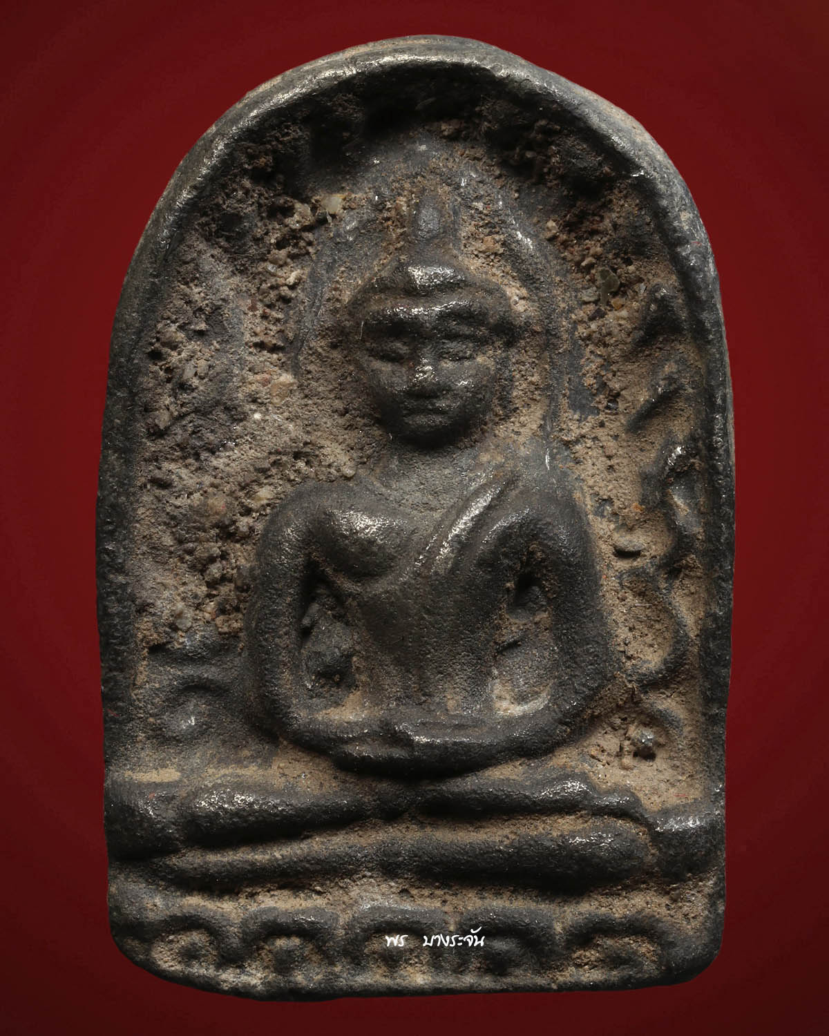 Phra Somkor were first discovered on B.E. 2392 in Wat Phra Boromathat. Gumpangpeth province.