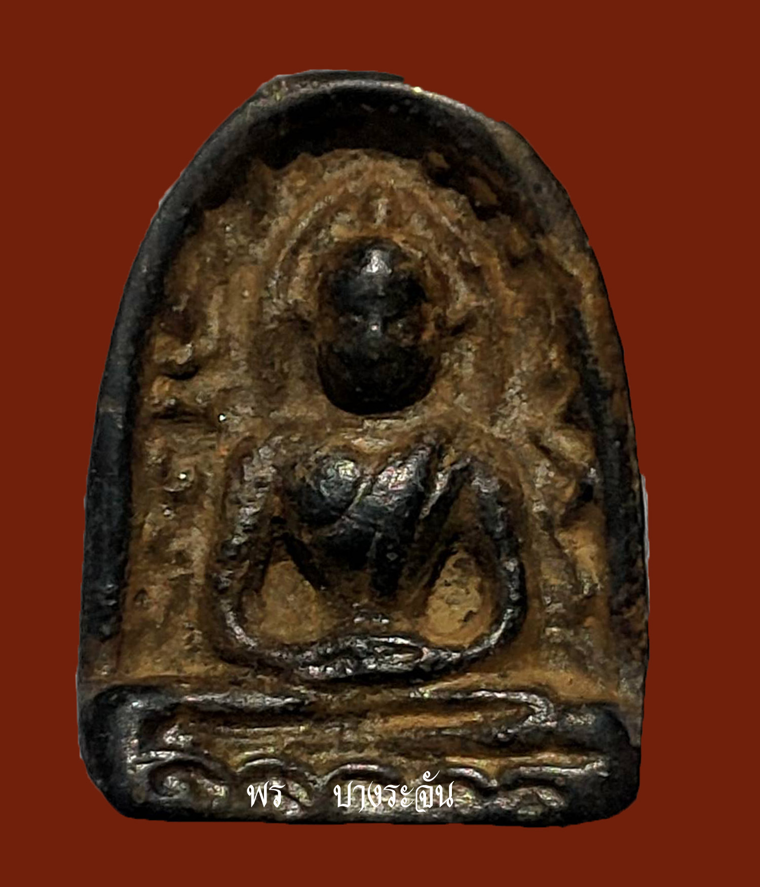 Phra Somkor were first discovered on B.E. 2392 in Wat Phra Boromathat. Gumpangpeth province.