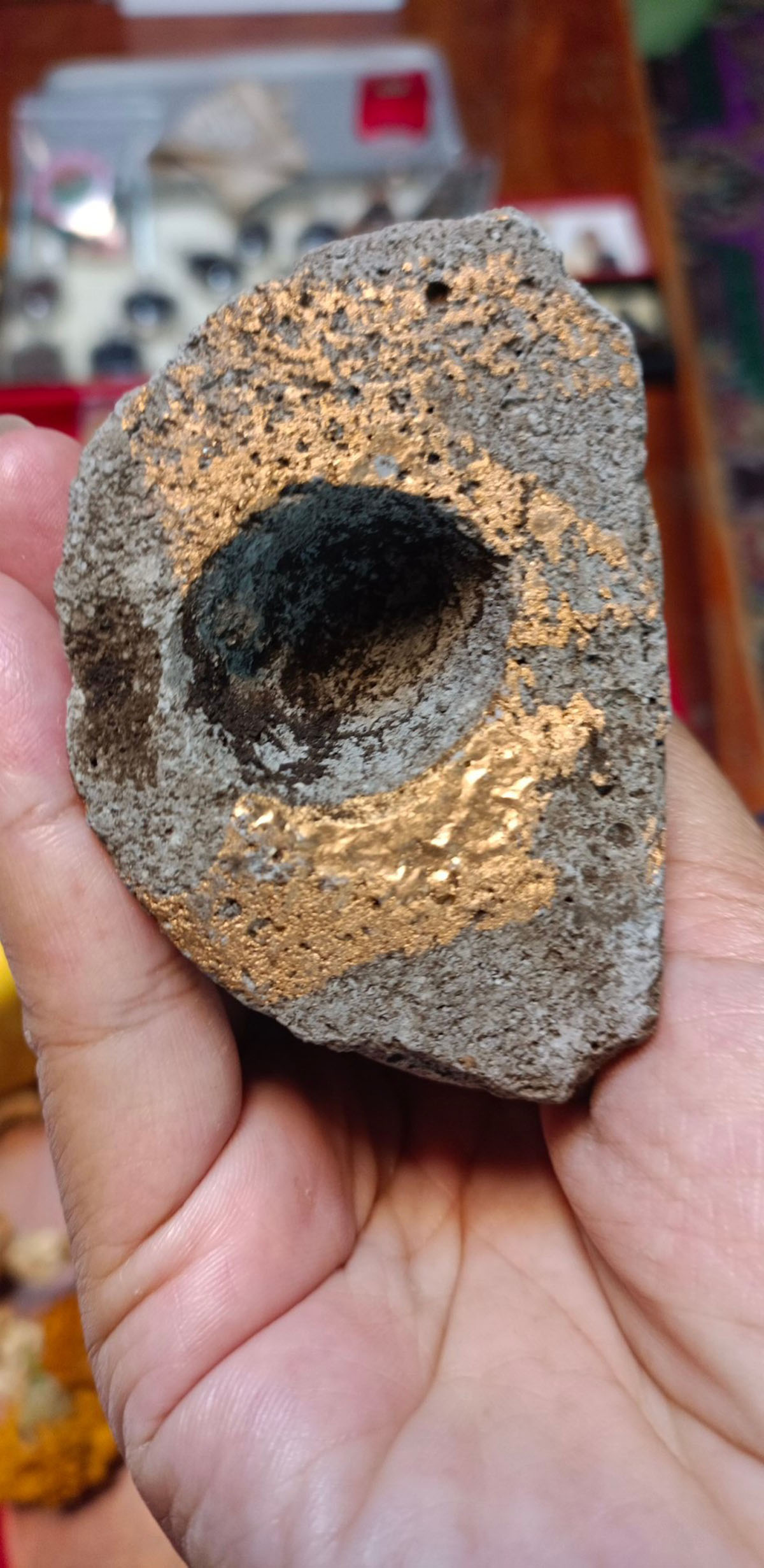 Kumarnthong   第一代兒科醫生，Luang Por Tae，Sam Ngam Temple.